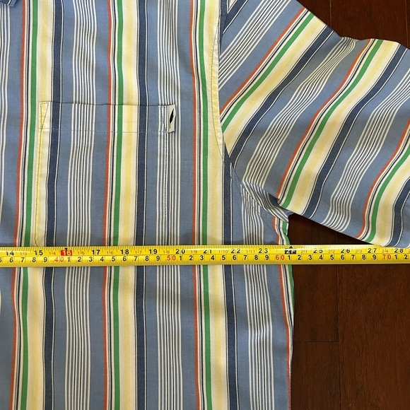 Publish Short sleeves Button Up Blue Yellow Stripes
100% Colton Size XL - Picture 6 of 9